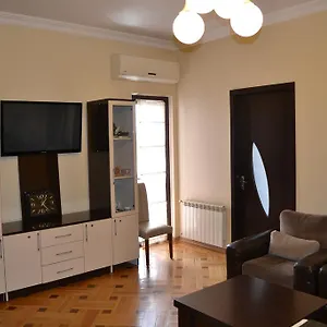 https://gagus-apartment.batumihotels.net